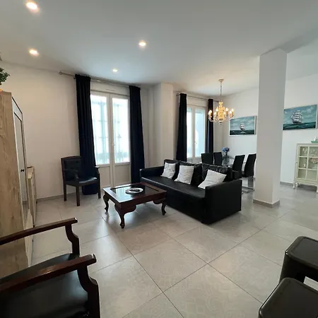 Piso Deluxe En Pleno Centro - San Juan 39 Apartment *
