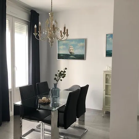 Piso Deluxe En Pleno Centro - San Juan 39 Apartment Sanlucar de Barrameda